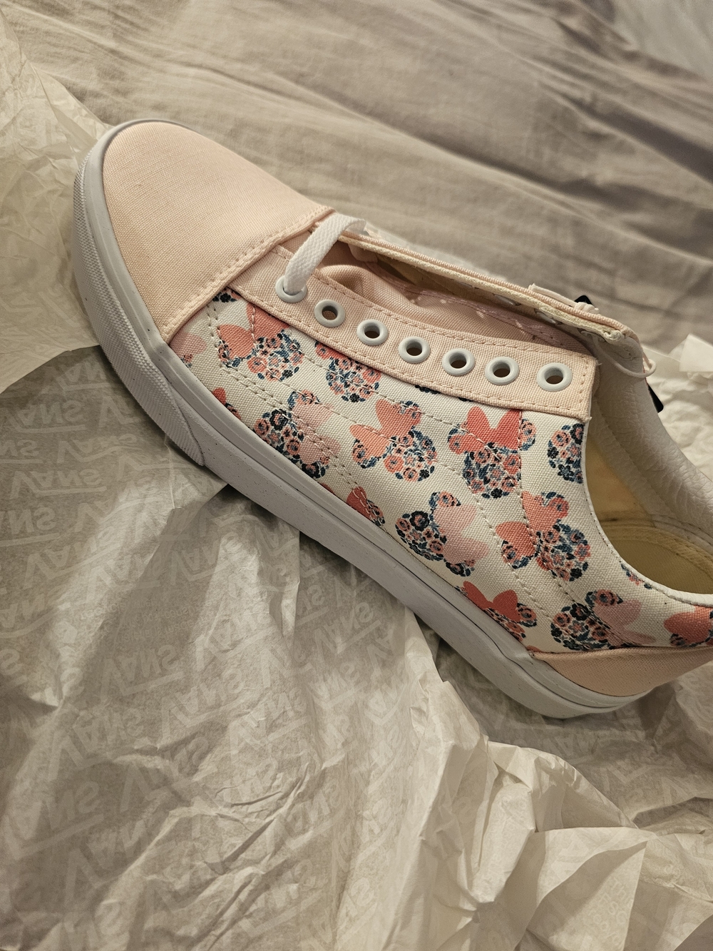 Vans Women’s Pink Floral Low-Top Sneakers - Picture 5 of 11